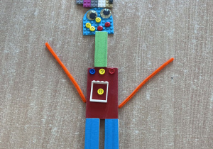 Robot zbudowany przez dzieci