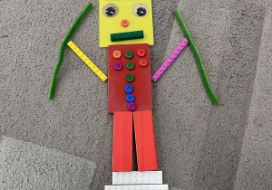 Robot zbudowany przez dzieci