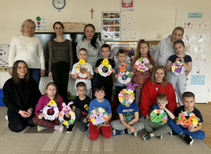 Wielkanocne warsztaty i zajęcia otwarte w grupie „Wiewiórki”