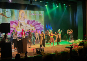 Teatr " Truskawkowi Rodzice"