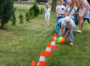 Dzień Dziecka na sportowo w grupie „Bystrzaki”