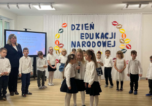 Dzieci wystepują